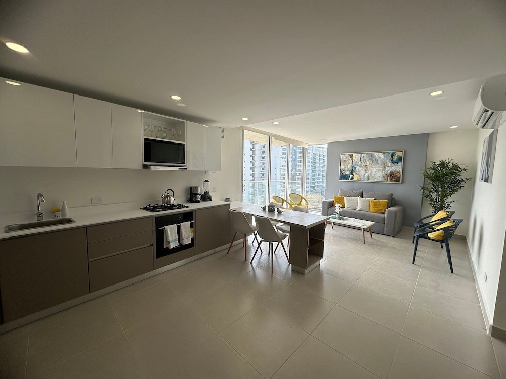 Sunno Beach Condominium - Playa Azul
