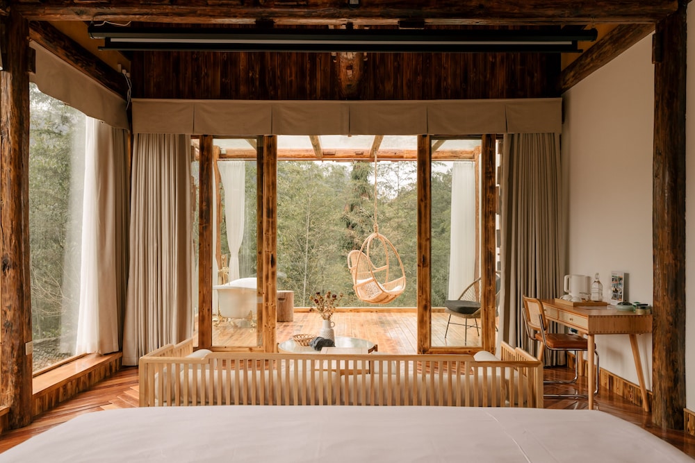 No.5 Valley Lodge