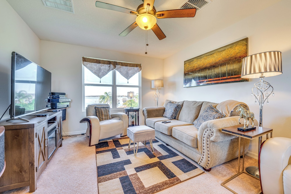 5 Mi to Dtwn Clermont: Family Home w/ Water Views!