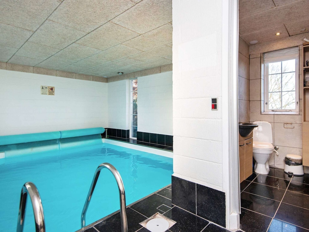 10 Person Holiday Home in Allingabro-by Traum view 3