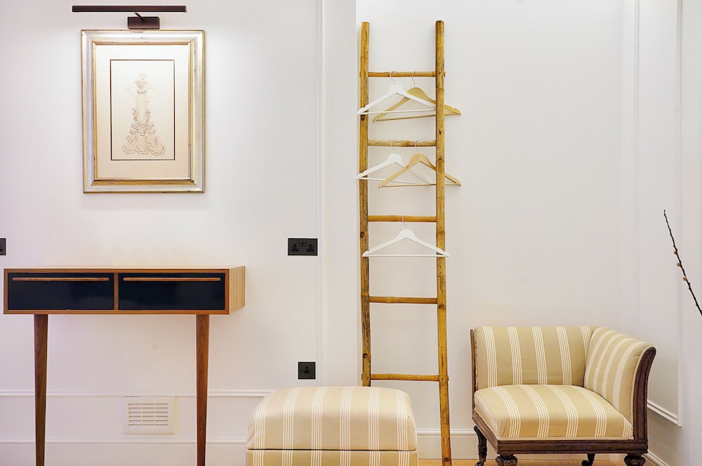 Ennismore Garden Flat
