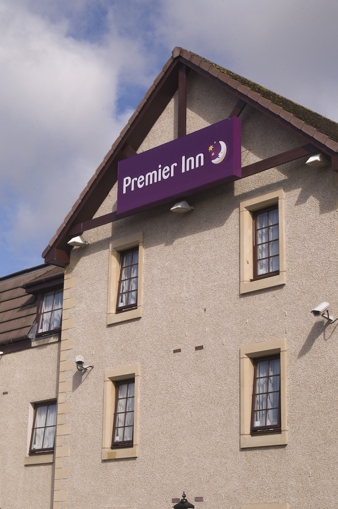 Premier Inn Dundee North 4