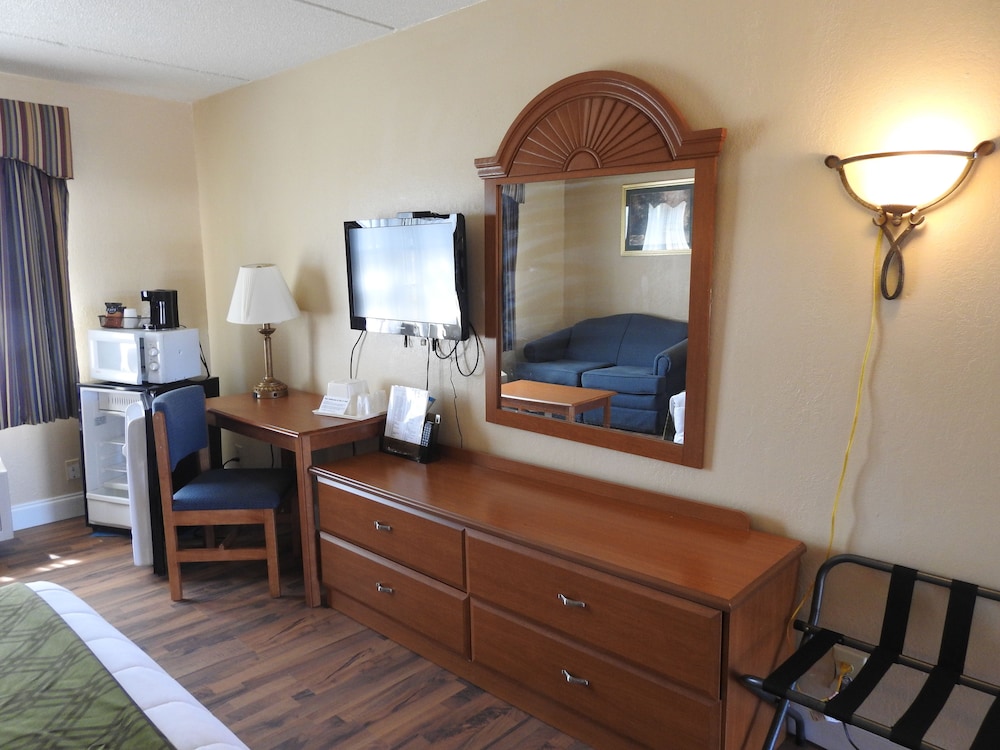 Relax Inn view 5