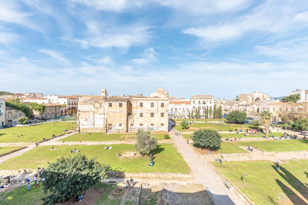 Casa Garibaldi in Piazza by Wonderful Italy