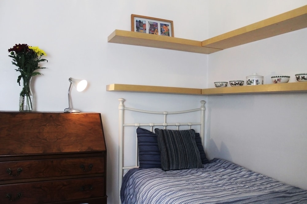 Silver Lining - Apartment Near Murrayfield view 3