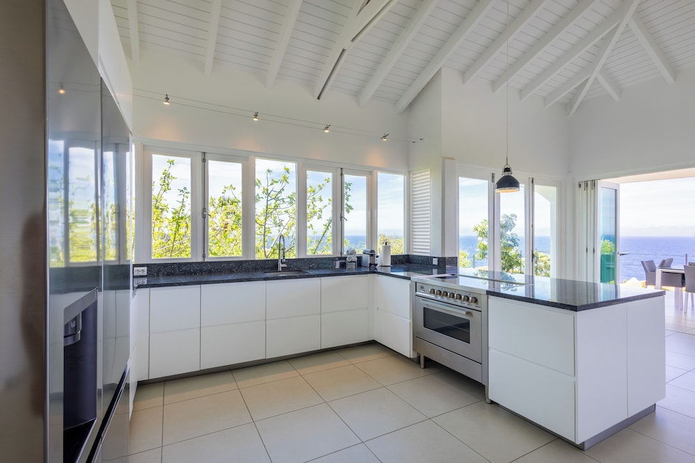Coral Estate Holidays