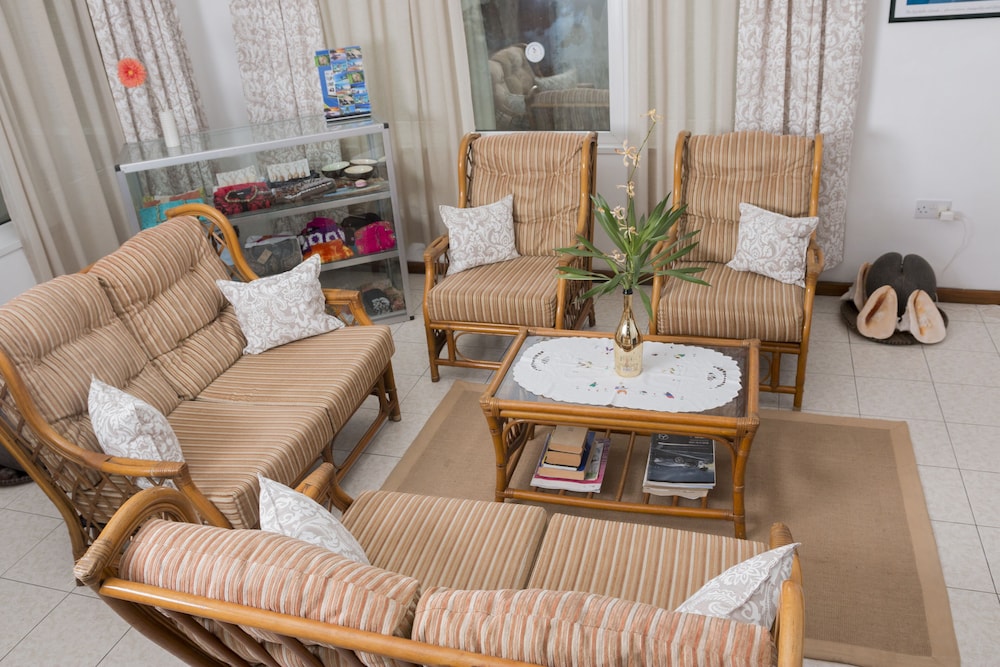 Le Manglier Guest House
