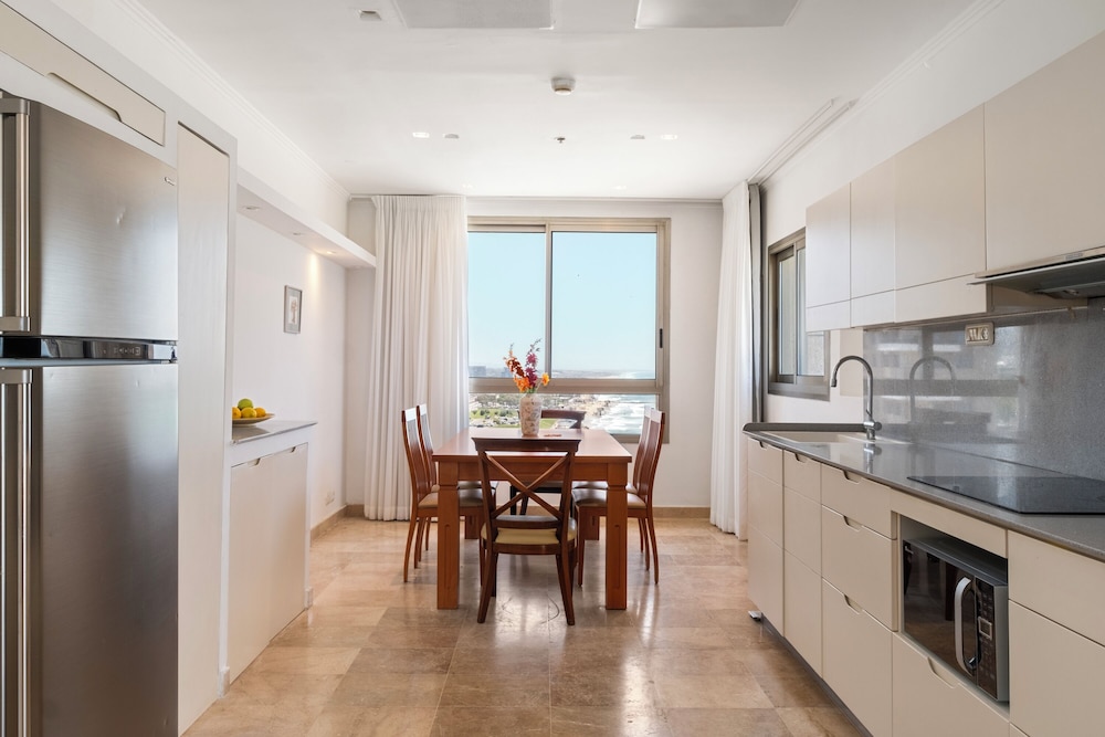 HaCarmel Beach Penthouse by Sea N Rent