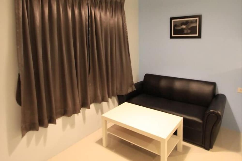 Eazy Motel Bangna