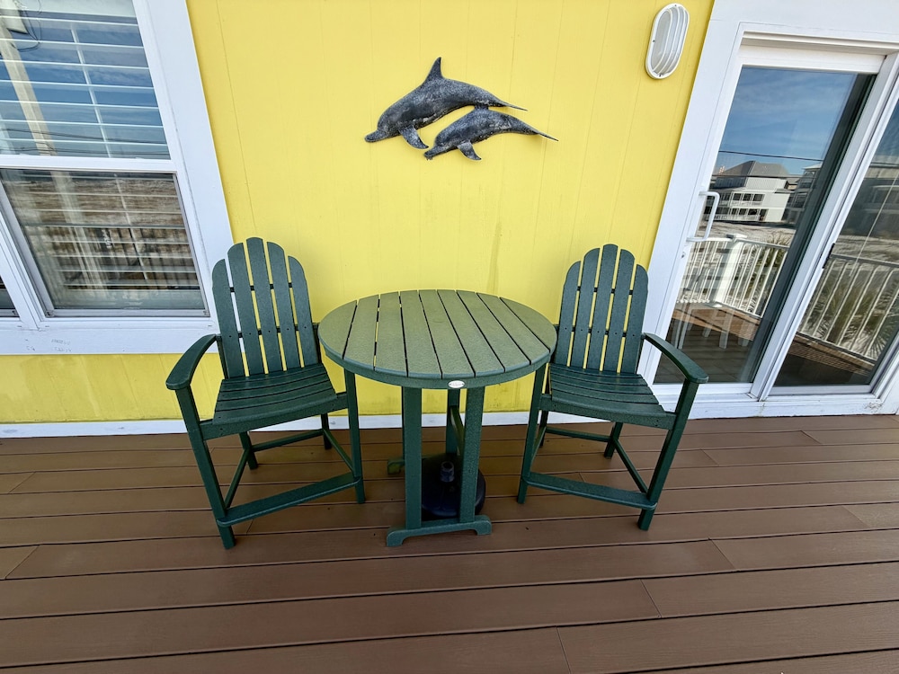 Seaside Bungalow 1 Bedroom Home