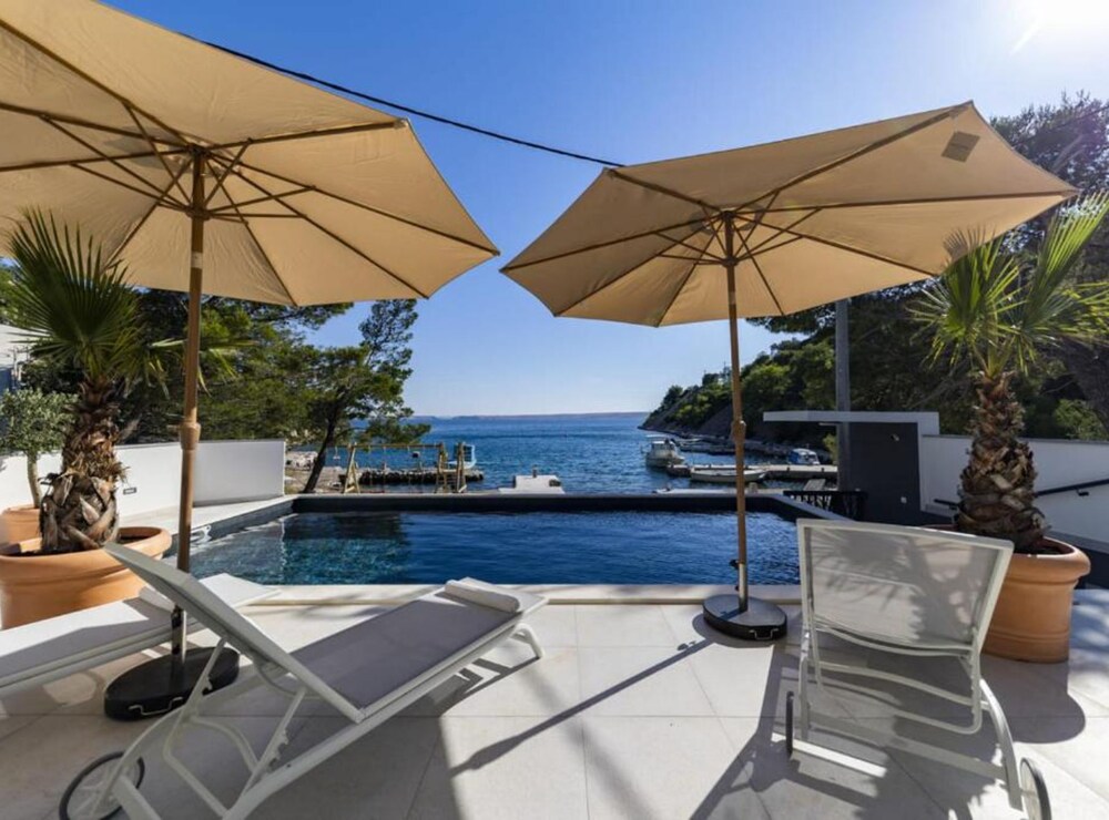 Luxury Villa Lucija