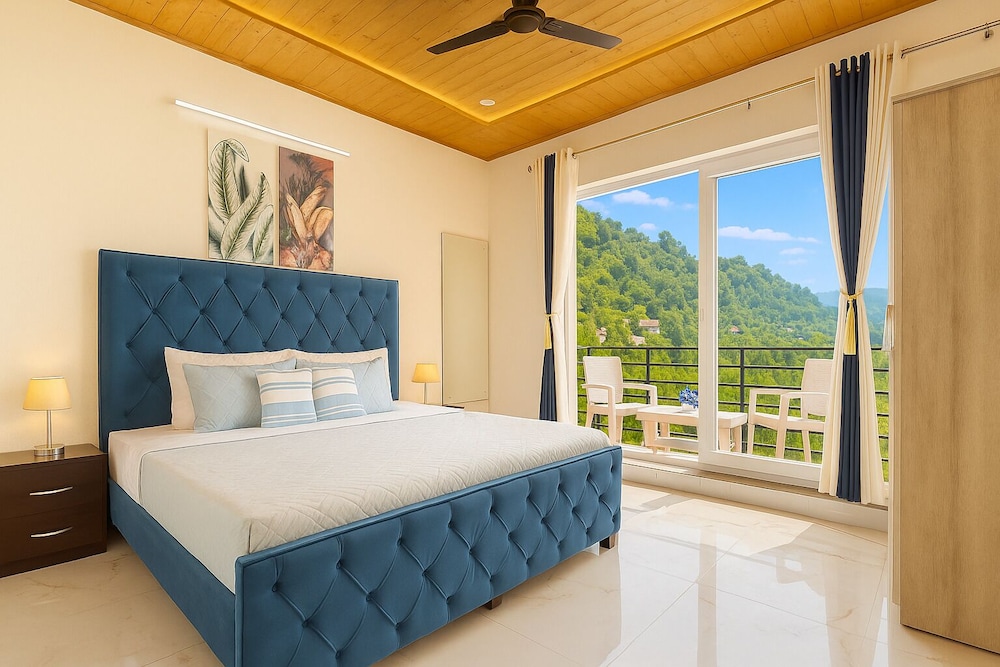 Hotel Shiva Lake - Near Mussoorie Lake