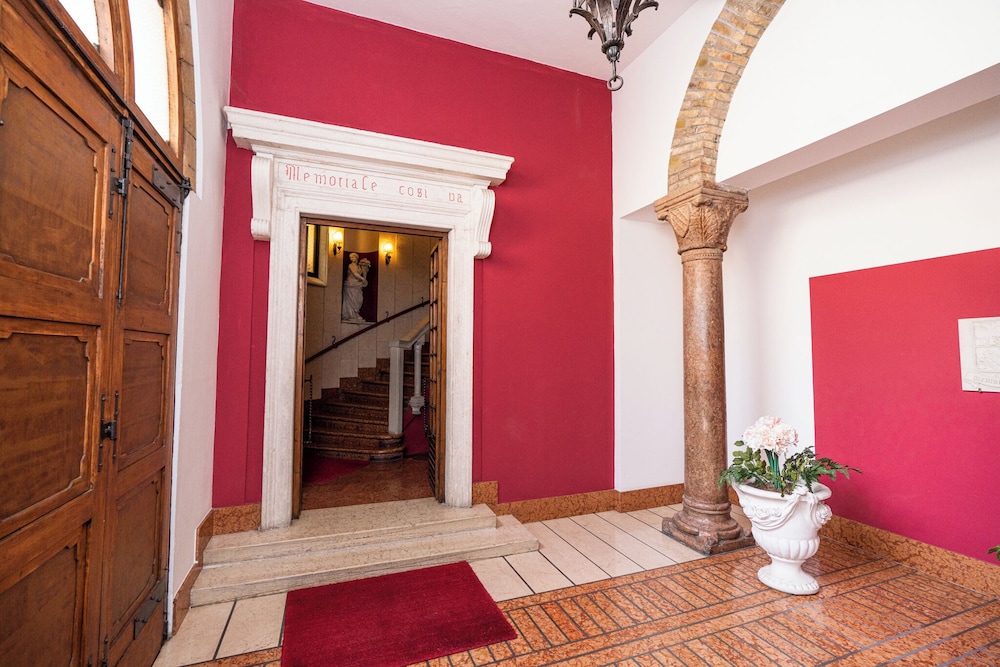 Residenza Serego - affaccio scavi Romani