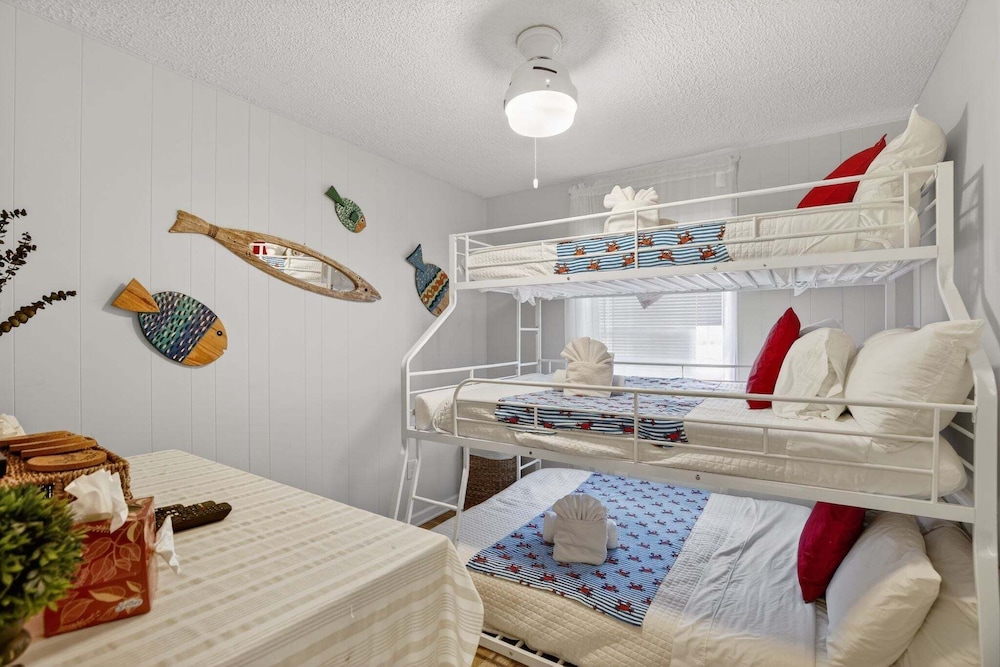 Elegant Home With Game Room Near Bwi 3 Bedroom Home