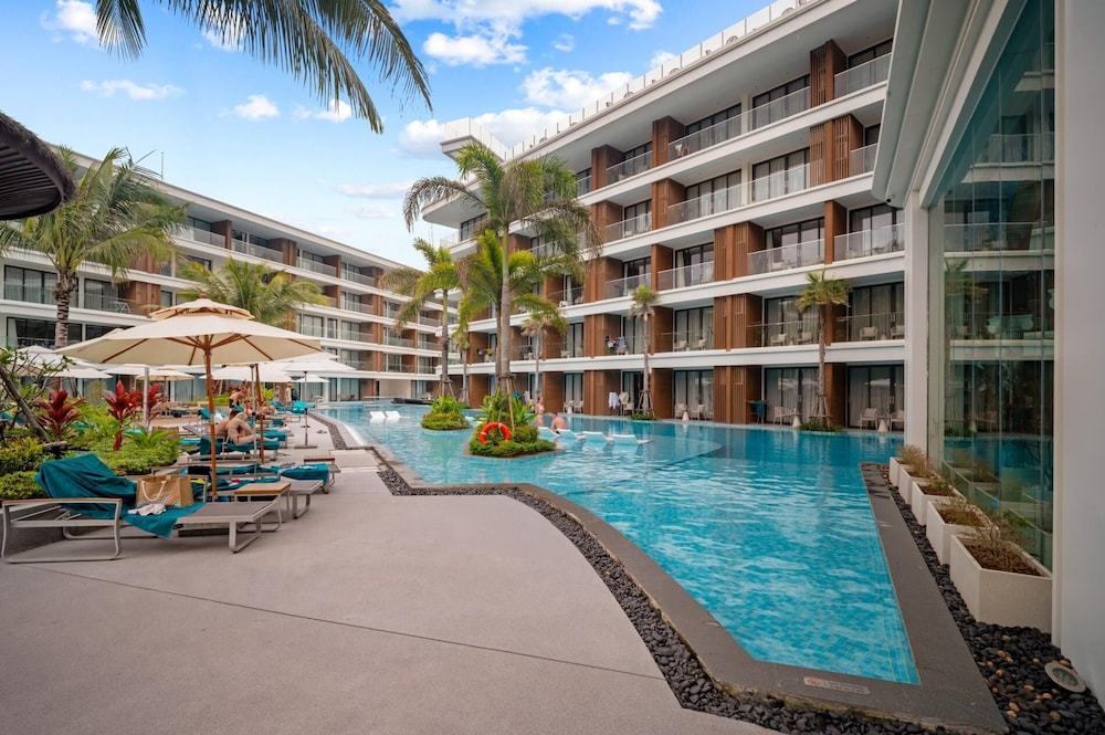 Premier Kora 3-bedroom Apartment E333 Beachfront