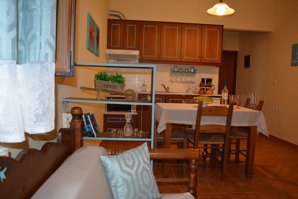 Elianthos Villa