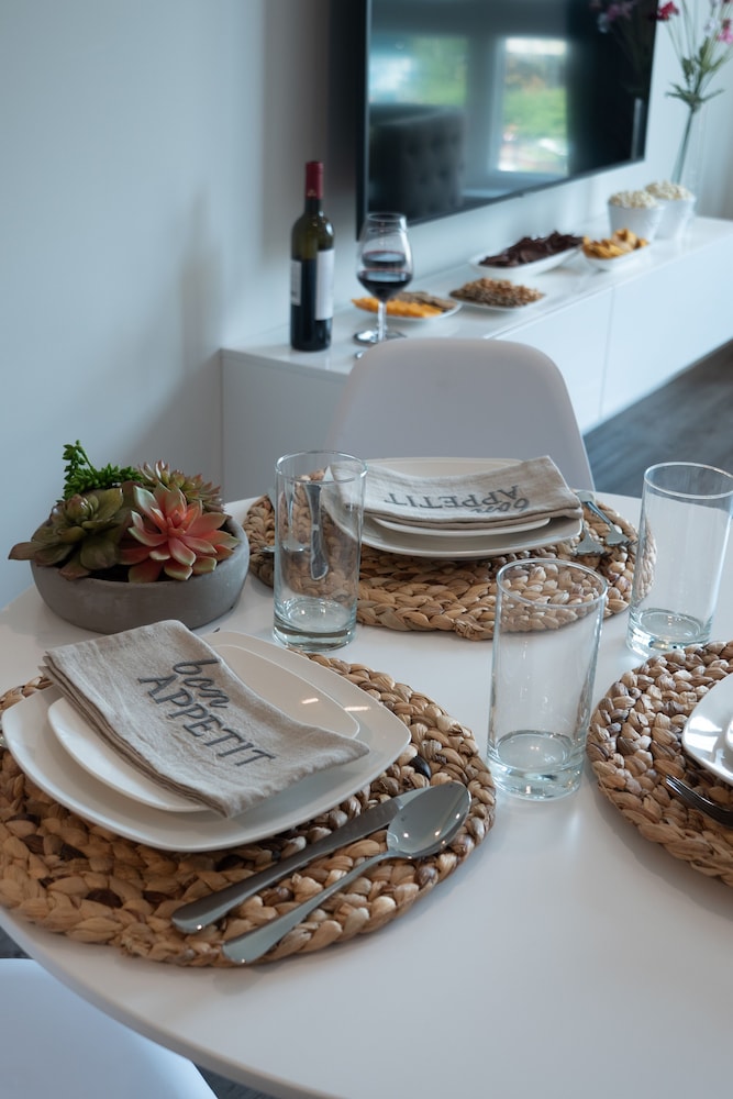 New Haven Vacations - Luxury Furnished Apartments by Hyatus Downtown at Yale - Property Image 72