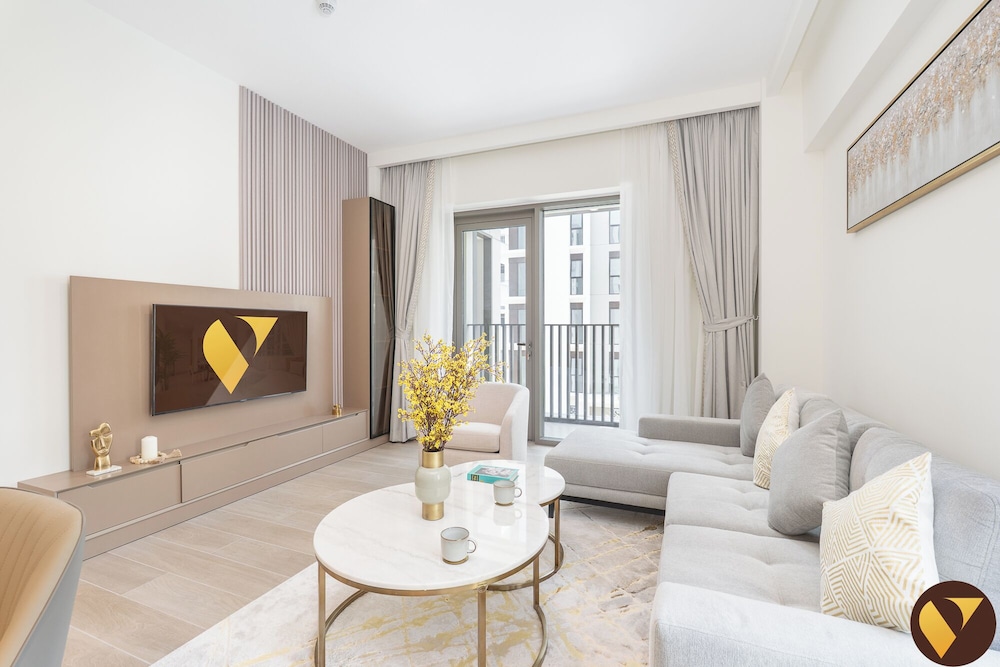 Vogue Rosewater Creek Beach Stylish 2BR