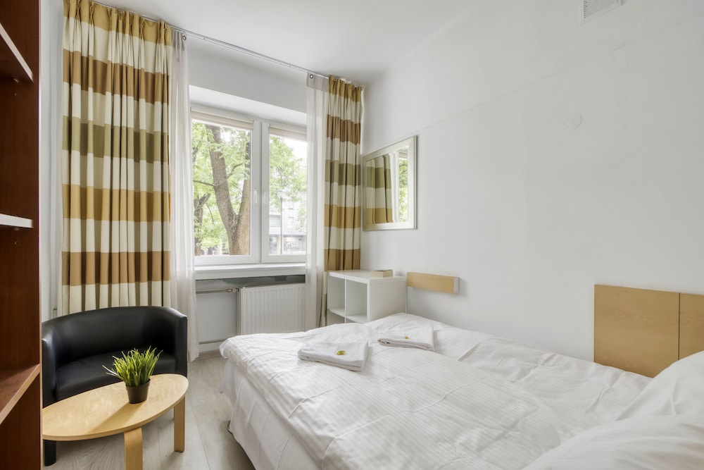 404 Rooms Obrzezna Mokotow view 4