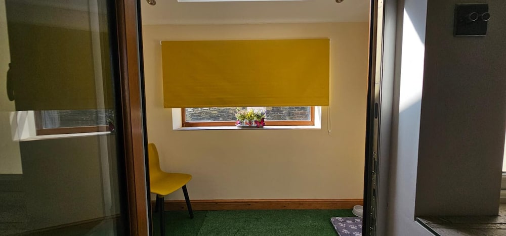 Delightful Space-view Farmhouse Astronauts Lodge