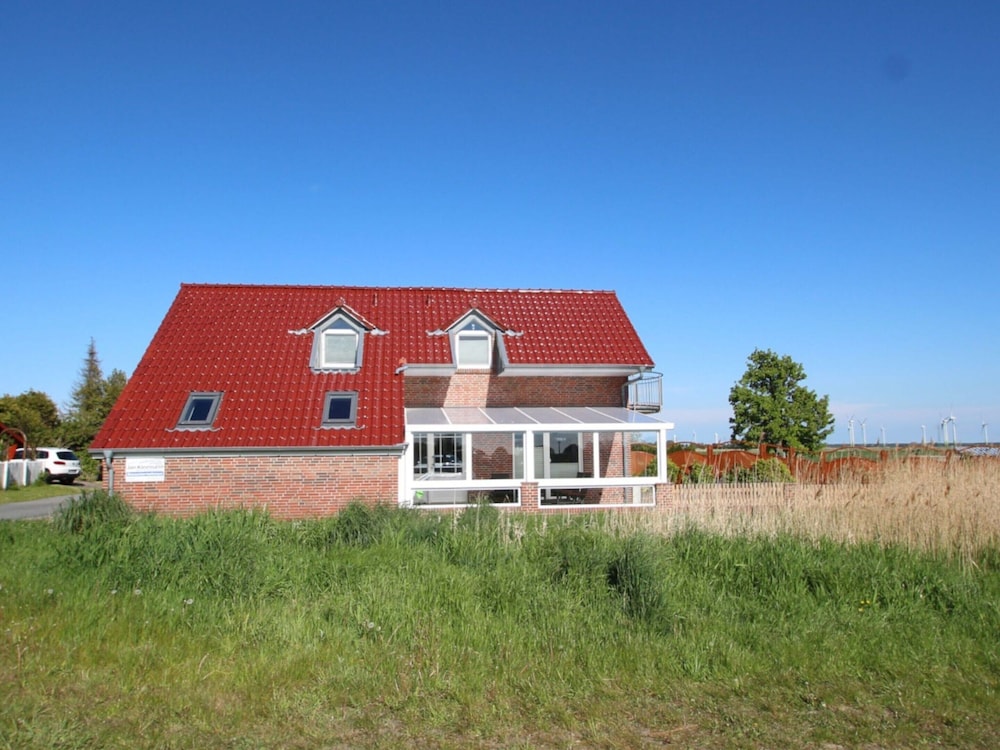 Ferienhaus mit Drei Badern in Dornumersiel