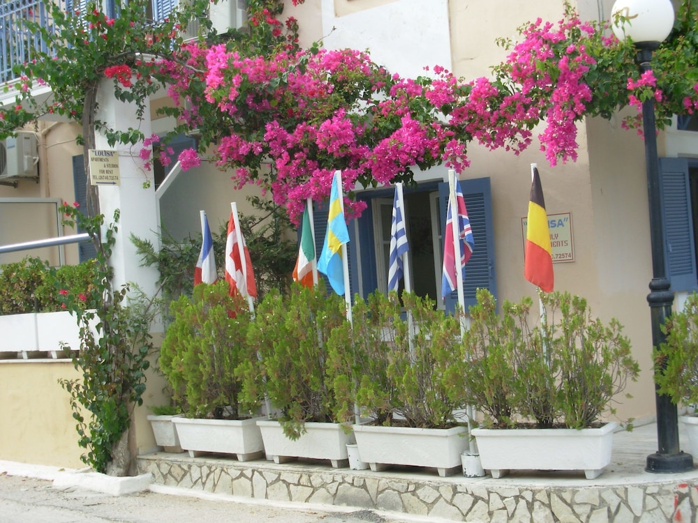 Louisa Apartments