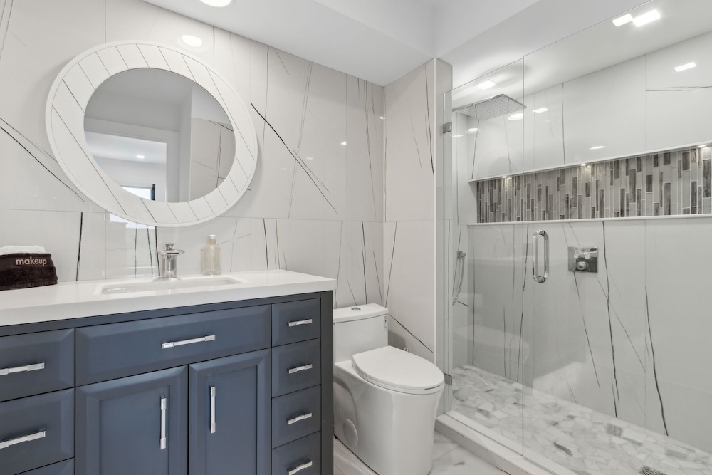 Surf And Racquet Club B149 2 Bedroom Condo