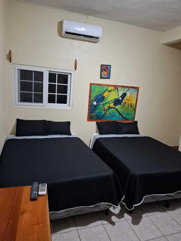 ZAZIL HA Hostel