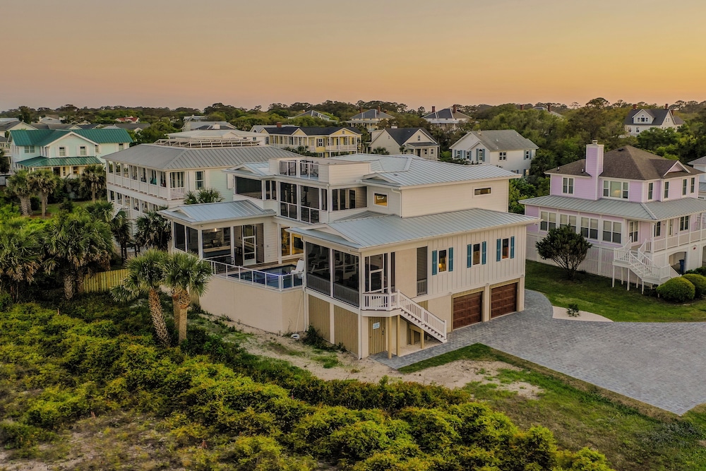 Suite Beach Tybee by Tybee Vacation Rentals