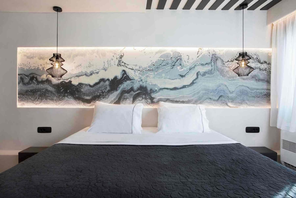 ArmonOia Suites