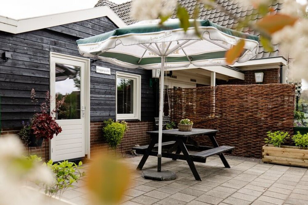 Charming House With Garden en Hellendoorn — balance & terrace
