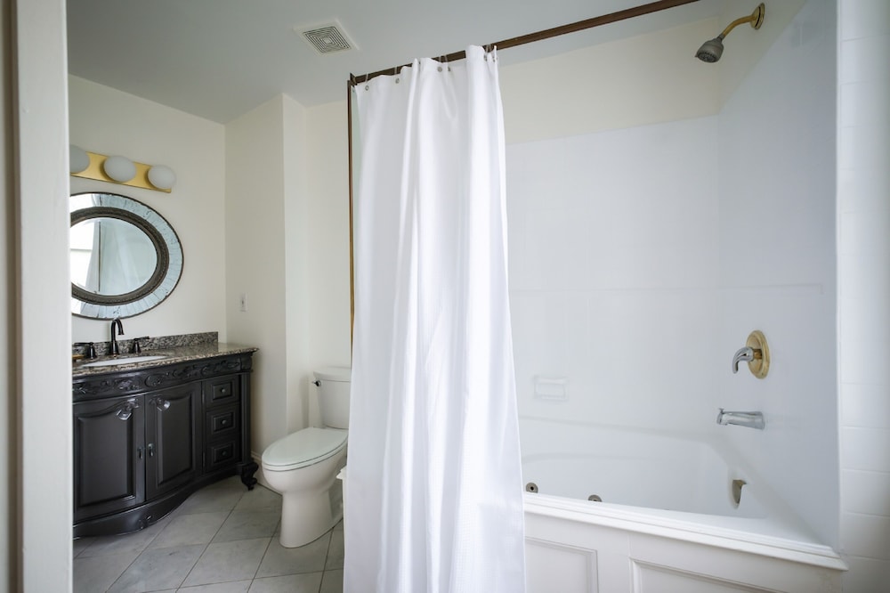Swann House Historic Dupont Circle Inn