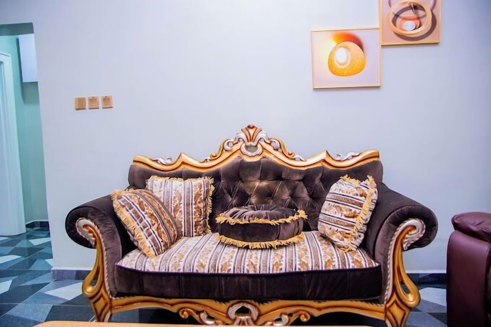 Daystar Luxury Apartment