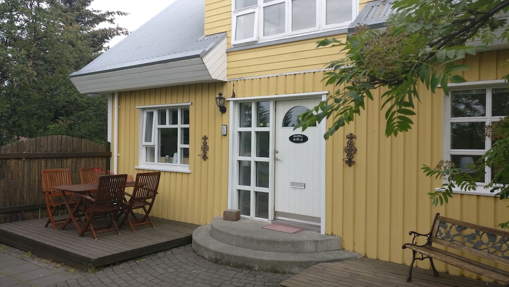 Birta Guesthouse