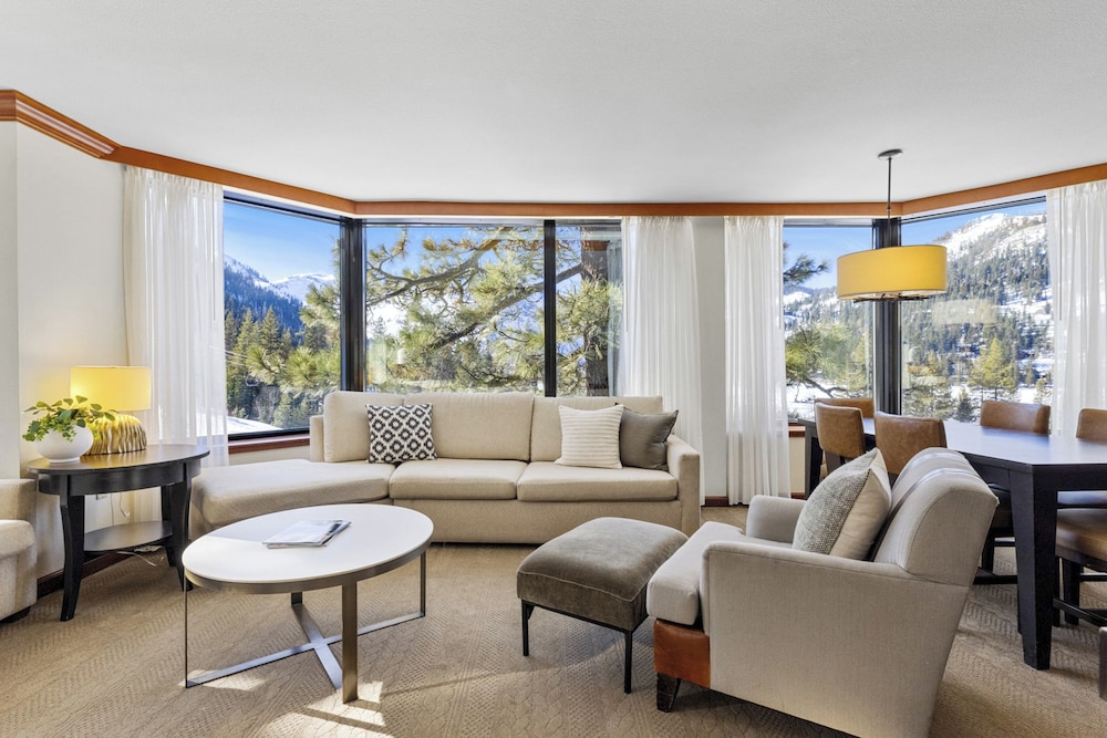Valley View Condo w/ Resort Amenities