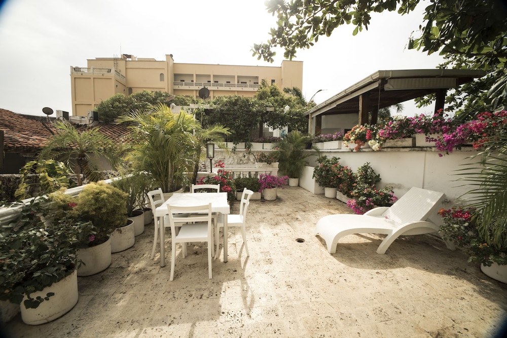 Casa Santo Domingo By Nomad Guru