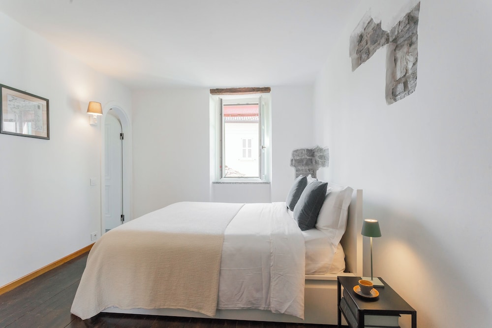 Emily's Holiday House - Authentic Lake Como by Rent all Como