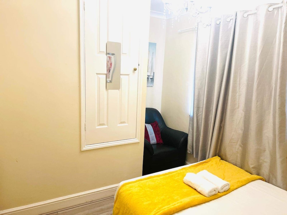 Cosy London Retreat Near Tower Bridge