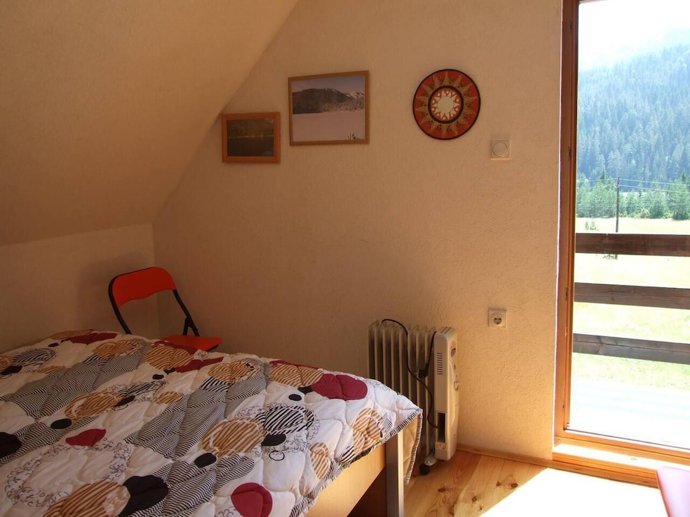 Captivating 3-bed House in Zabljak, Zminica view 3