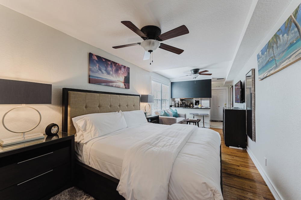 Savannah Apartment