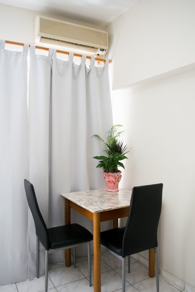 Greta Apartments