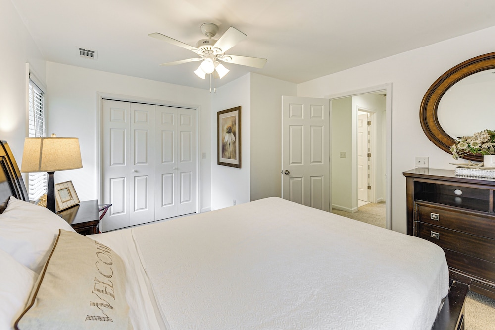 Golf, Swim & Unwind: Callawassie Island Hideaway!