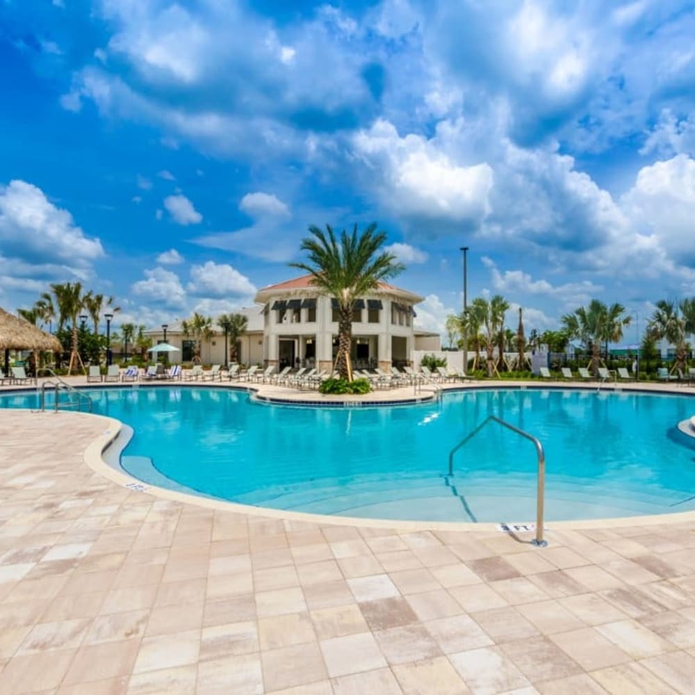 Amazing Family Home 8min to Disneyworld Pool Spa Sleeps 24 Stl101 view 3