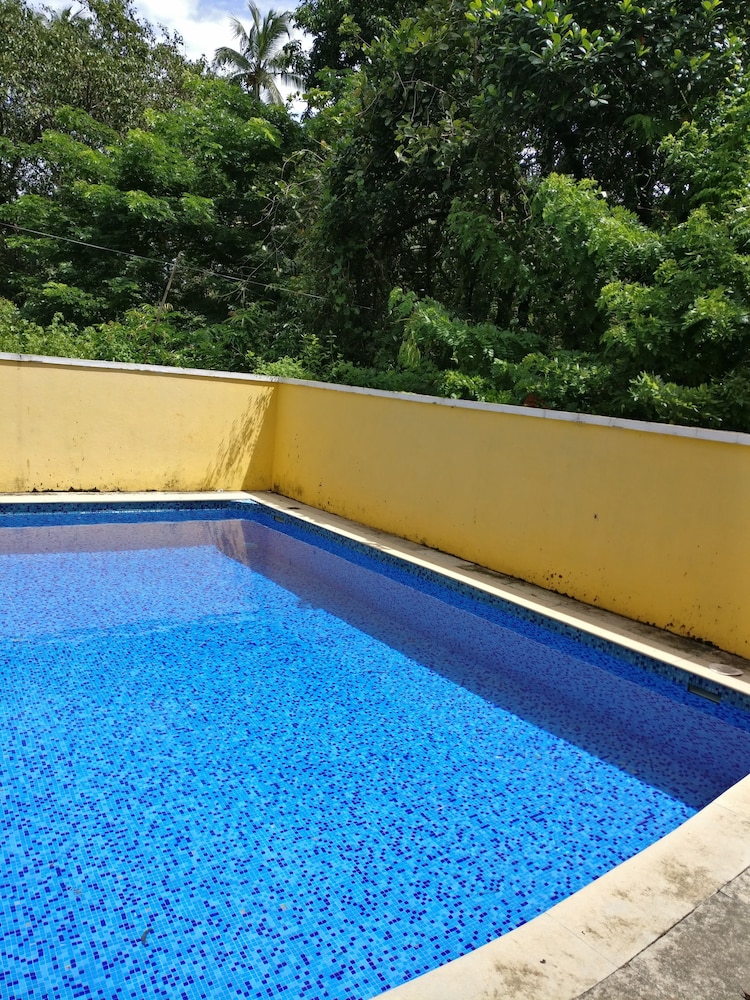 Sunshine Villa