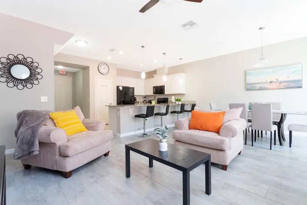 Super Liked - 4BD 3 5b 6 Miles To Disney Springs