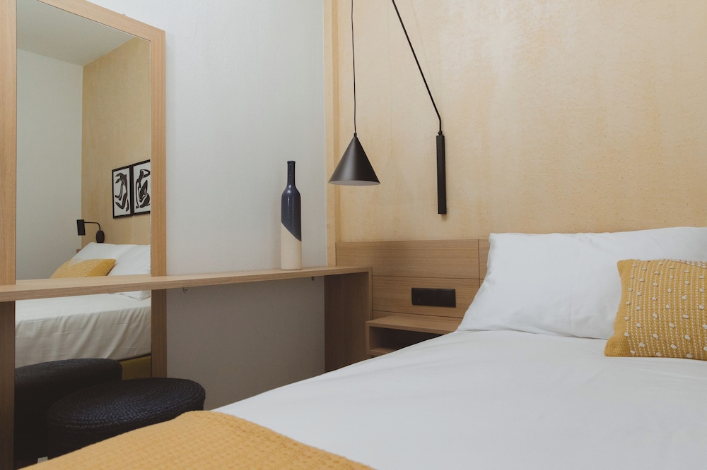Essentia Vita Comfy Suites
