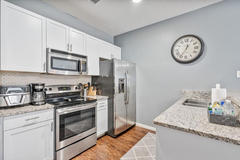 Amazing 3 Bdr House Near Disney - Lv22106