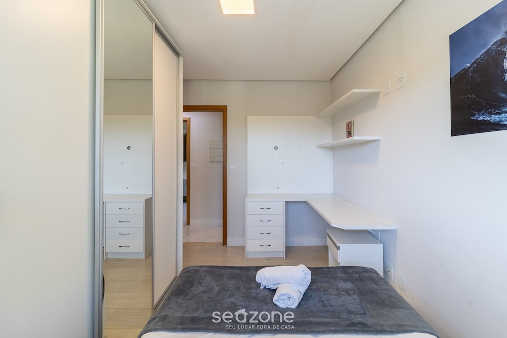 Apartment w/ BBQ 500m From the Beach Rlv0206