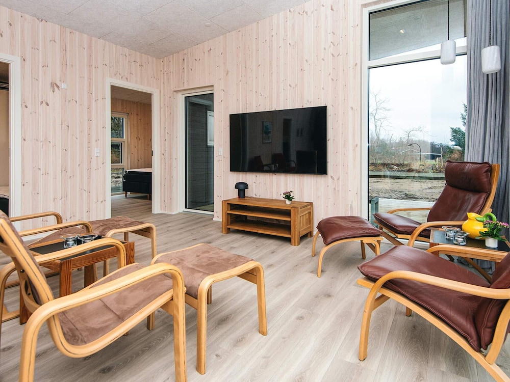 5 Star Holiday Home in Orsted