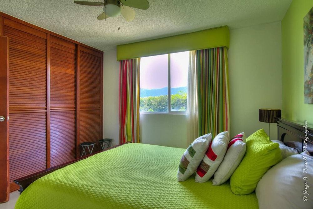 Best Price Penthouse Private Rooftop Jaco Beach view 3